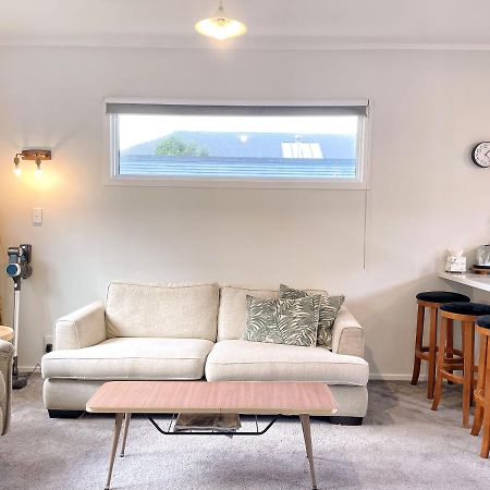 Vila Cozy N Comfortable,5 Mins To Airport Wellington Exteriér fotografie